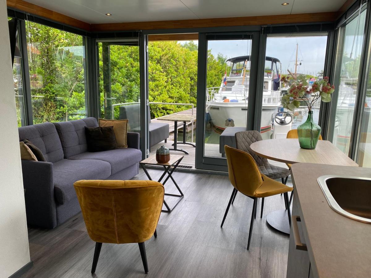 Houseboat De Amstel Hotel Monnickendam Ngoại thất bức ảnh
