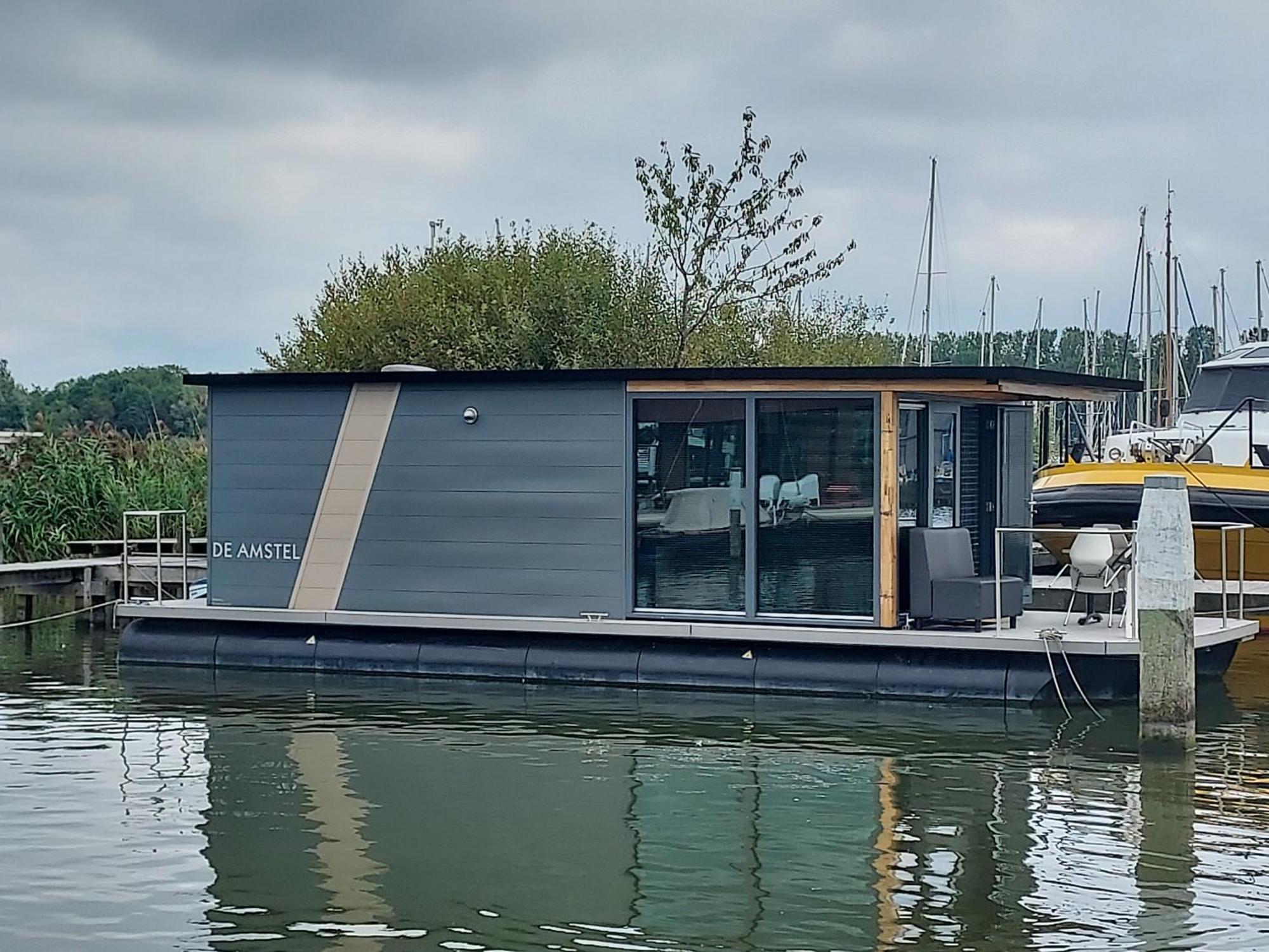 Houseboat De Amstel Hotel Monnickendam Ngoại thất bức ảnh