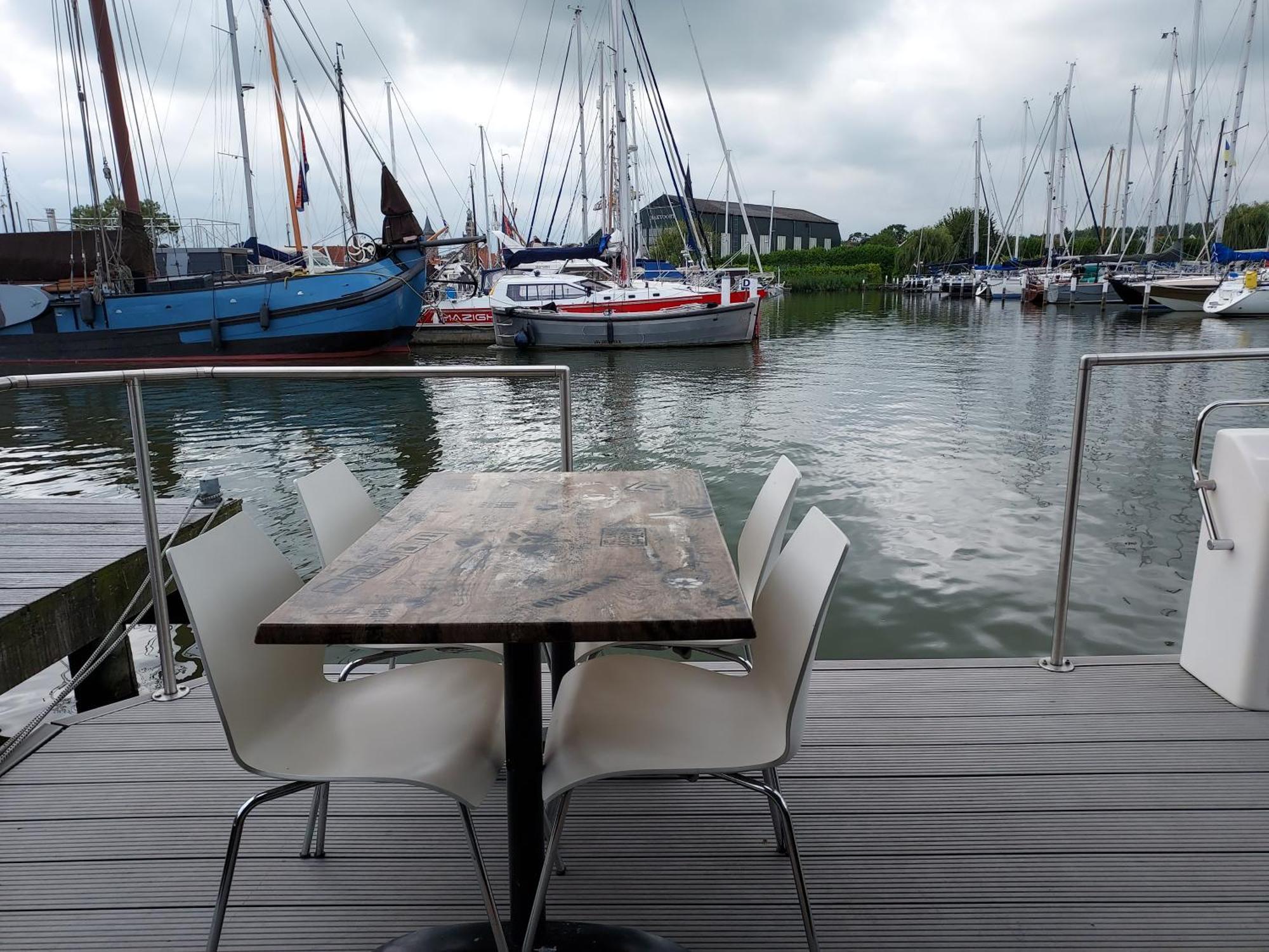 Houseboat De Amstel Hotel Monnickendam Ngoại thất bức ảnh